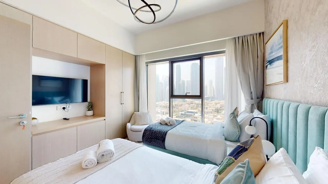 Primestay - Burj Royale 2Br, Downtown Dubai Apartment